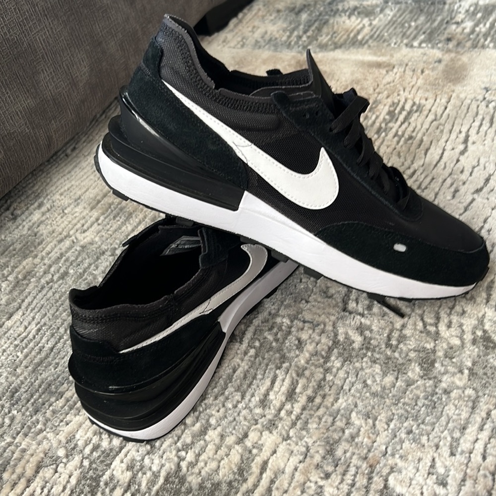 Nike Waffle One Women’s size 10